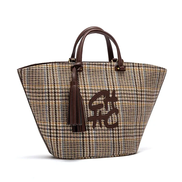 The Adorn Classic Chain Bag