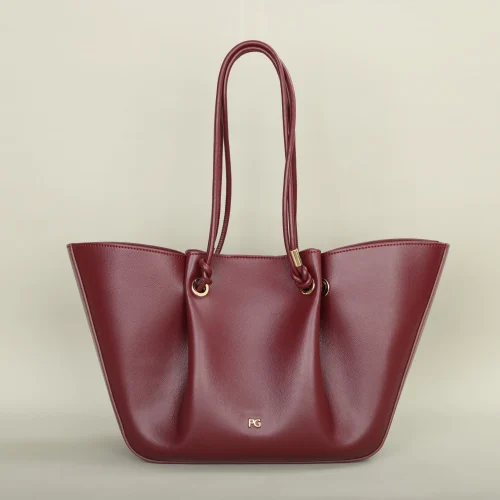 The Essential Work Tote - Timeless Sophistication